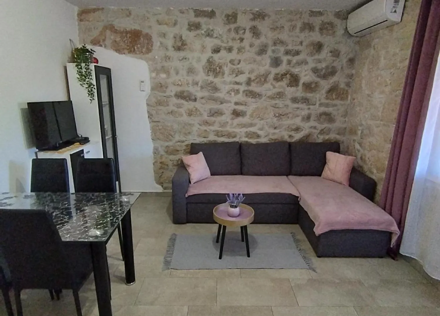 Apartmani Memic 100 M Do Plaze, Apartments Memic Only 100M From Beach Poreč
