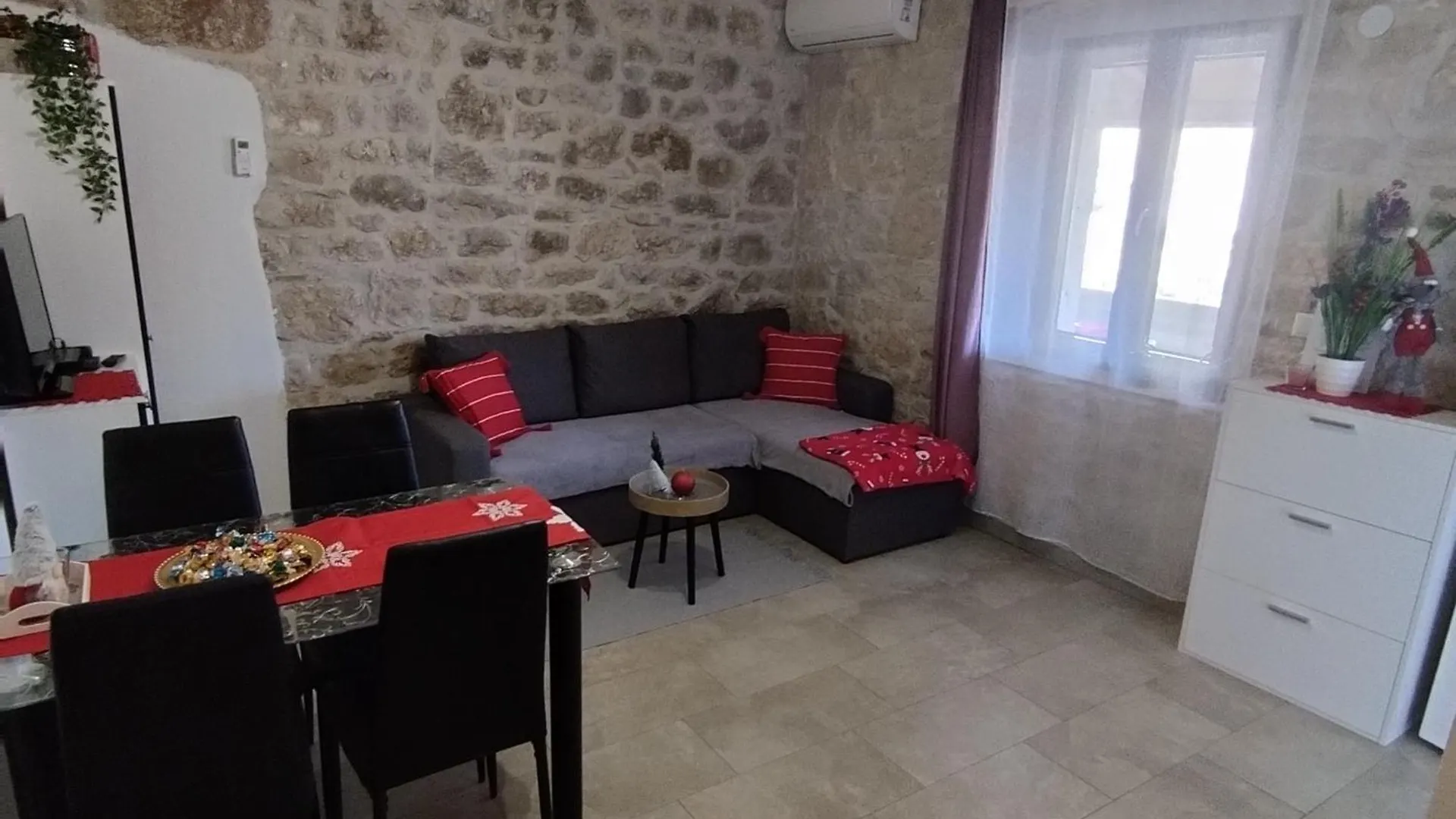Apartmani Memic 100 M Do Plaze, Apartments Memic Only 100M From Beach Poreč