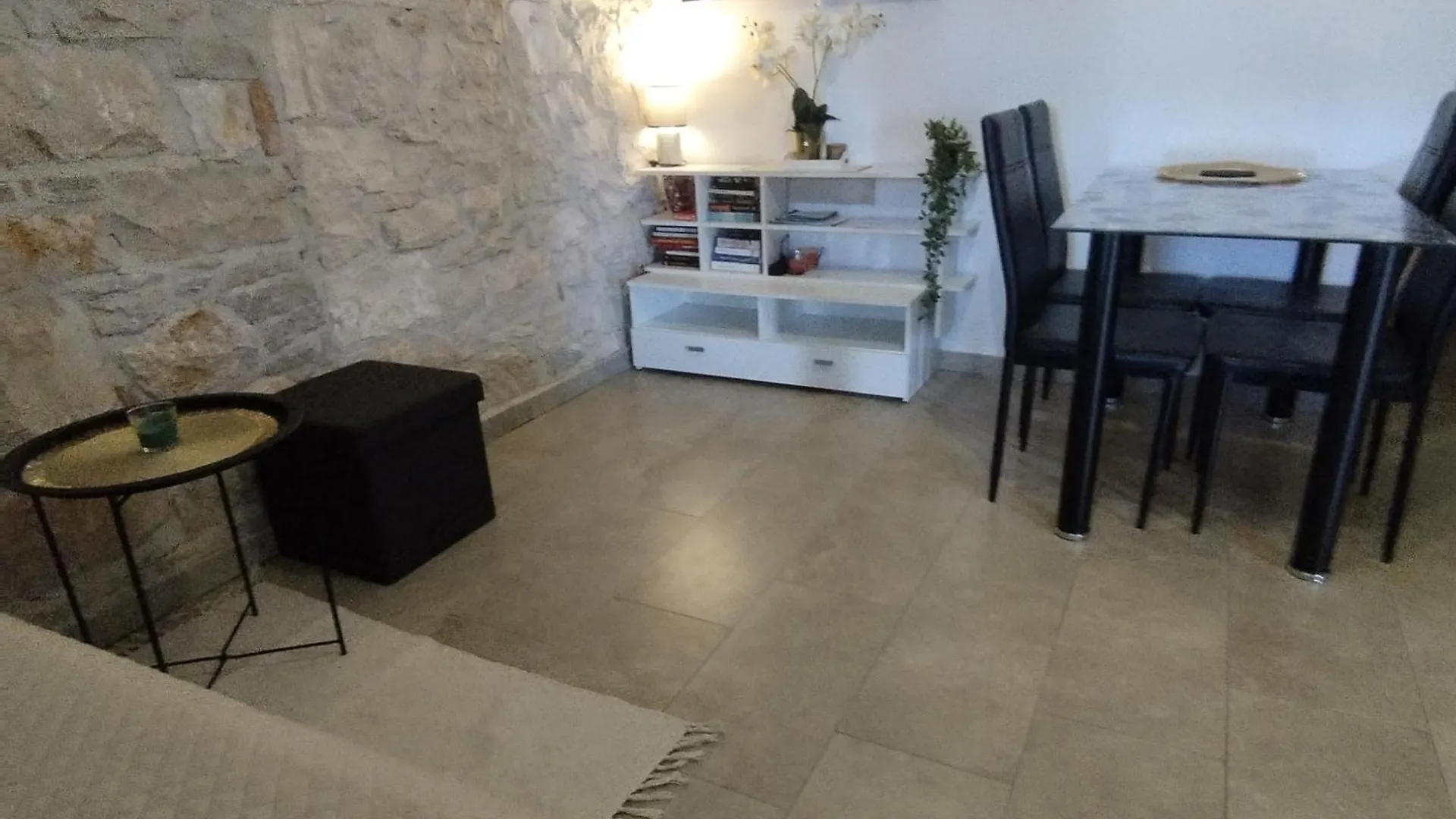 Apartmani Memic 100 M Do Plaze, Apartments Memic Only 100M From Beach Porec