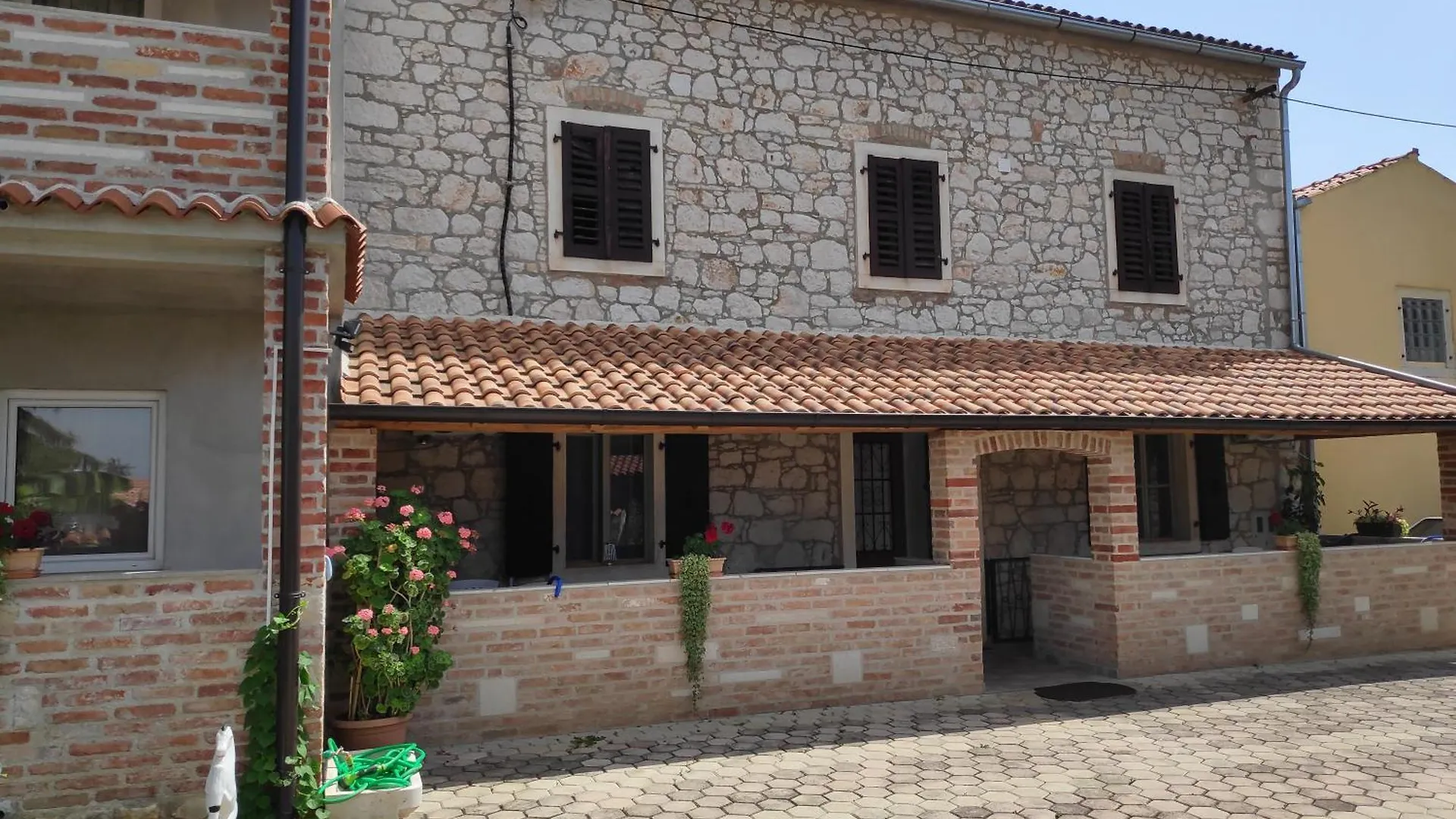 Apartmani Memic 100 M Do Plaze, Apartments Memic Only 100M From Beach Poreč Chorvatsko