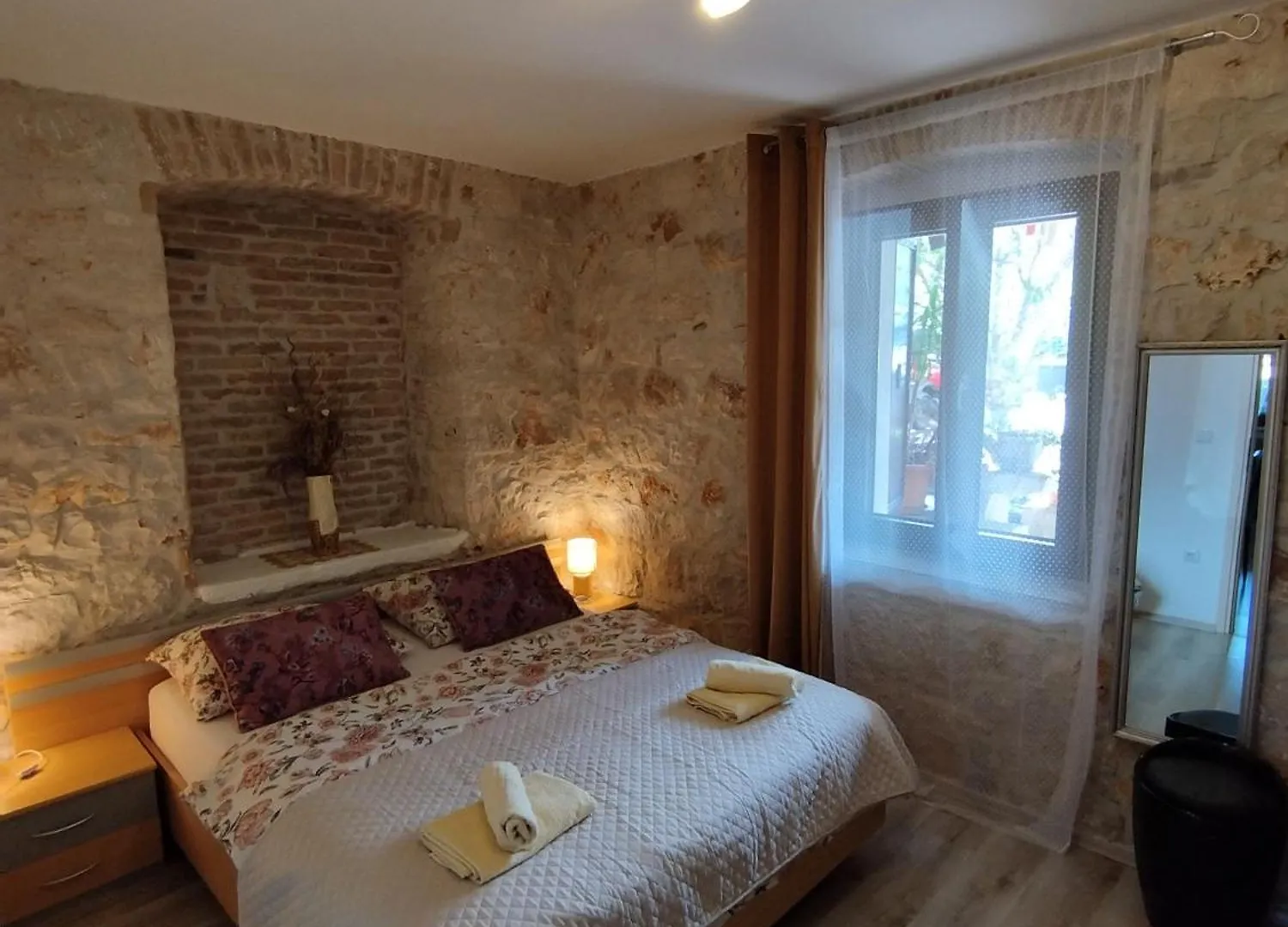 Apartmani Memic 100 M Do Plaze, Apartments Memic Only 100M From Beach Poreč